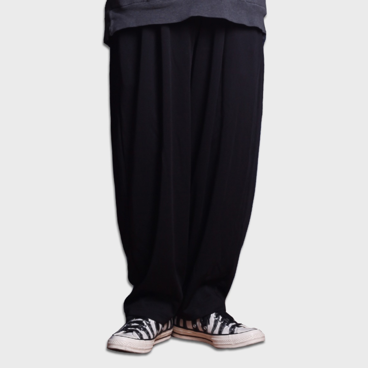 two tuck wide balloon pants